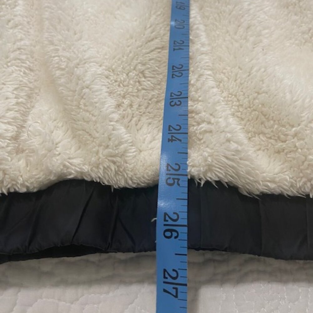 UGG Niko Sherpa Crewneck Pullover, Size Large - Picture 10 of 11